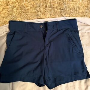 Magellan Outdoors Women's Dark Blue Cargo Shorts